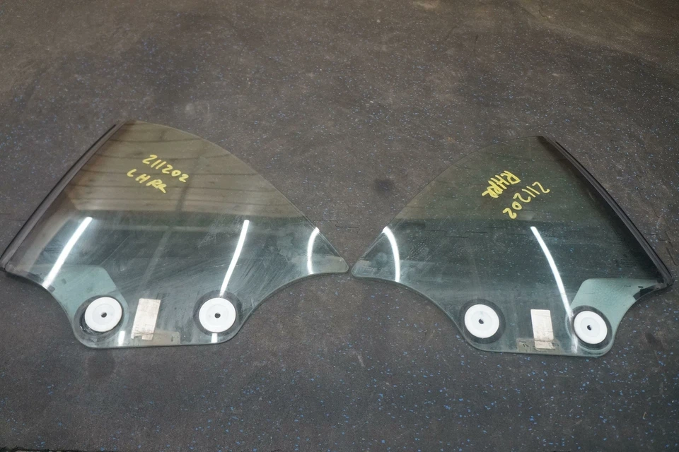 Juego 2 Cuartos Ventana Cristal Convertible 51377165591 BMW 135i 128i E88 2008-13 Foto 1 de 3