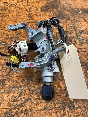 Ignition Switch With Key - Fits 1991-1997 Subaru Justy - Image 1 of 3