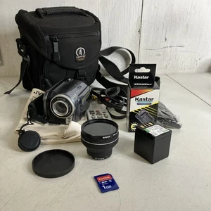 JVC Everio 30GB Hard Disk HDD Silver Camcorder GZ-MG30U New Battery, Charger - Picture 1 of 18