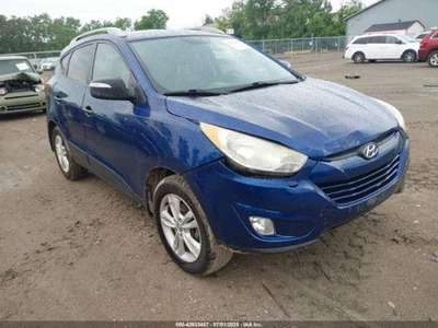 Used Left Tail Light Assembly fits: 2013 Hyundai Tucson quarter panel mounted Le - Изображение 1 из 4