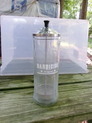 De colección ~ Barbicida Vidrio Desinfectante Peluquería/Belleza Peine Tarro ~ 11.25"Tx4.25" W Foto 1 de 4