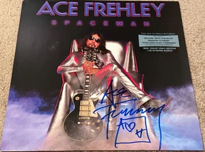 ACE FREHLEY SIGNED SPACEMAN VIOLET VINYL LP VARIANT COVER KISS - Picture 1 of 1