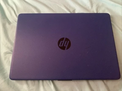 Portátil HP 14 pulgadas azul. Modelo: 14-DQ0005DX. Nuevo. Foto 1 de 3