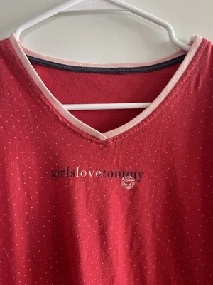 Camisón Tommy Hilfiger para mujer manga larga lunares Foto 1 de 4