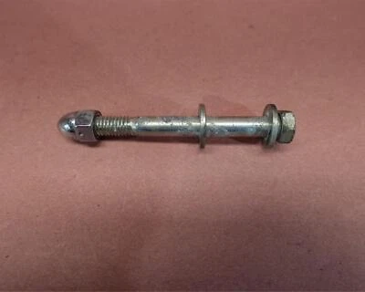 2001 - 2006 Harley Davidson Heritage Softail 油箱支架安装螺栓 — 第 1/4 张图片