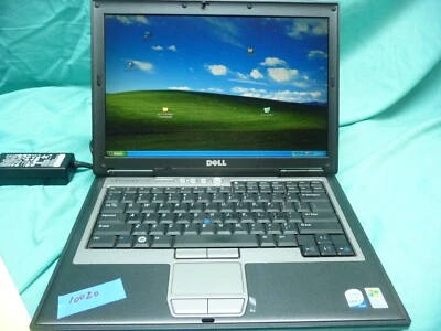 Puerto serie para computadora portátil Dell Latitude D620 14" (160 GB, 1,67 GHz, 3 GB) 32 bits Core Duo Foto 1 de 4