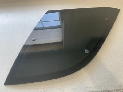 Mercedes-Benz ML320 1998-2003 ~ CRISTAL VENTANA VENTILACIÓN CUARTO DERECHO ~ A1636700450 Foto 1 de 3