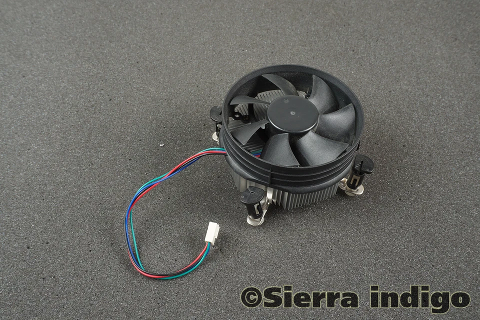 EKL Socket 1150 1155 1156 Heatsink & Fan 4-Pin 4-Wire - Immagine 1 di 1