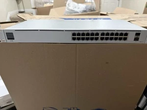 Ubiquiti Networks UniFi Switch 24-Ports PoE 1000Mbps Switch - Afbeelding 1 van 4