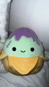 Squishmallow Halloween stanislav - Bild 1 von 2