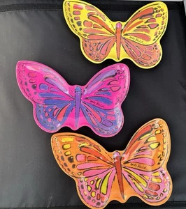 Andy Warhol Placas de Melamina en Forma de Mariposa Objetos Presidio Juego de 3 Coloridos - Imagen 1 de 11