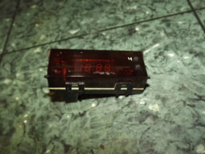 OEM 98-02 Toyota Corolla S CE LE E110 приборной панели центр вентиляционный ободок янтарные цифровые часы - Изображение 1 из 4