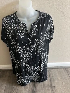 Michael Kors Women Plus Size Henley Floral Printed Short Sleeves T-Shirt Sz 0X - Picture 1 of 4