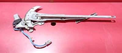 97-01 HONDA Genuine BB6 Prelude SIR Left Front Power Window Motor 72255-S30-003 - Image 1 of 4