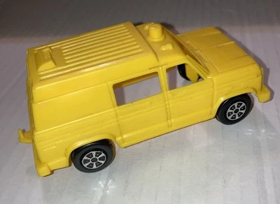 Vintage Strombecker Plastic Toy Yellow POLICE Fire Ambulance Kool Kats USA 4” - Image 1 of 4