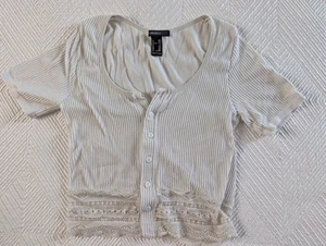 Forever 21 Damen Top Small Creme Poly Mischung Kurzarm V-Ausschnitt Slim Crop Shirt - Bild 1 von 5