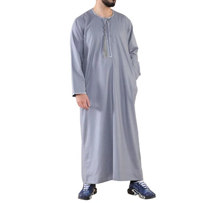 Hombre Gris Thobe Jubba Saudi Islámico Árabe Eid Emirati Caftán Borla Bata - Imagen 1 de 4