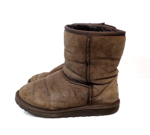 UGG Australia klassische kurze braune Wildleder-Winterstiefel Damengröße 5 - Bild 1 von 7