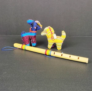 Decorazioni in tessuto guatemalteco lama cane e flauto bambù decorazioni natalizie - Foto 1 di 9