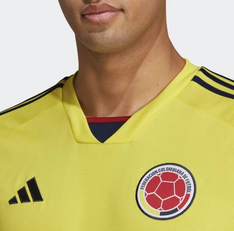 Adidas Slim Fit Coupe Colombia 22 Uniform Yellow T-Shirt Men's Sz XL 130327145 Cover