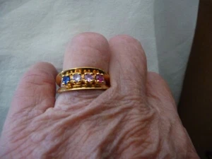 MARKED BRASS BAND MULTI COLOR STONE GOLD TONE SZ 7 3/4 RING #28/18-1 - Picture 1 of 10
