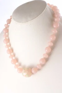 Vintage Pink Acrylic w/ Large Middle Painted Flower Bead Necklace - Picture 1 of 9