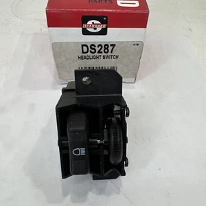 Headlight Switch Standard Motor Products DS287 - Picture 1 of 7
