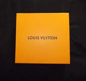 Louis Vuitton EMPTY Gift Box Magnetic Clasp 37.5 x 35.5 x 9 cms Storage - Picture 1 of 5