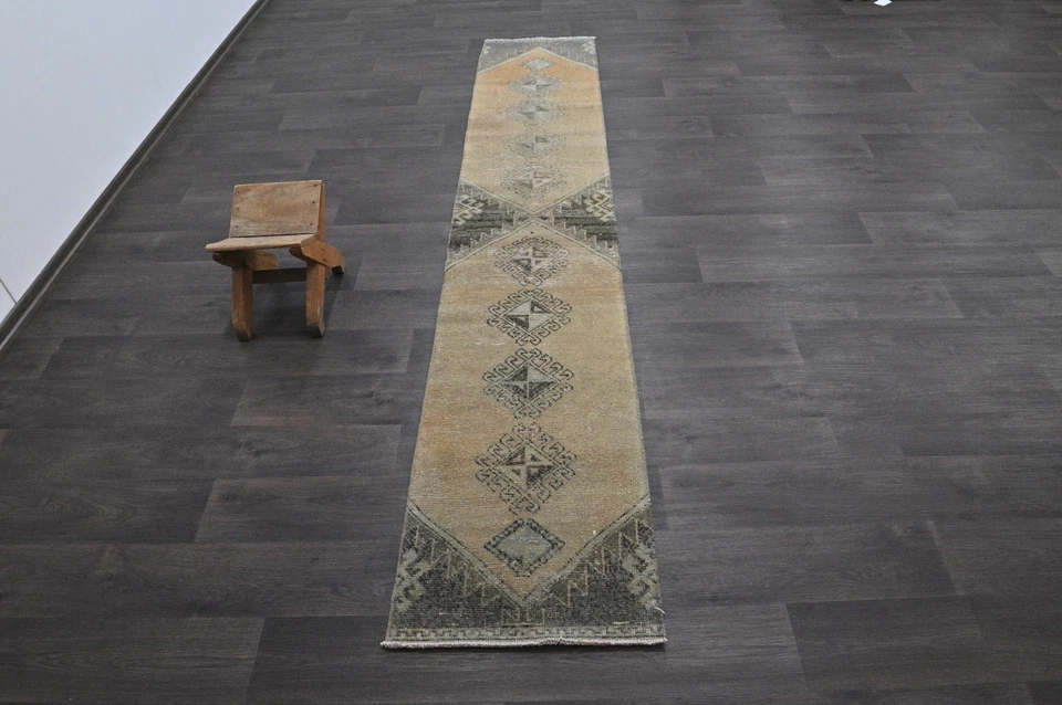 Alfombra de corredor turca vintage 2x9 pies lana anatolia hecha a mano pasillo Oushak BEIGE Foto 1 de 4