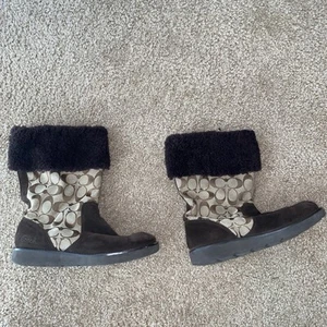 Coach braune charakteristische Damen-Winterstiefel mit Fellfutter Größe 8,5 bequeme Schuhe Y2K - Bild 1 von 7