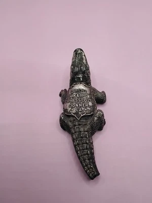 Пресс-папье Dibert Stark Brown Cypress Co Donner LA Advertising Aligator - 4,5 дюйма - Изображение 1 из 4