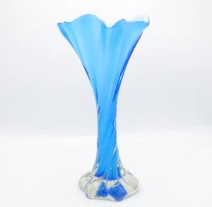 Jarrón vintage italiano estilo Murano con estuche azul retorcido de vidrio soplado a mano - Imagen 1 de 7
