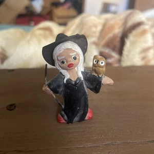 2” Ceramic Witch Figure - Picture 1 of 2