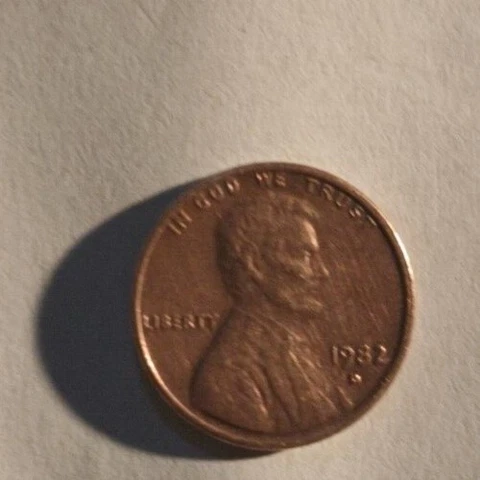1982 D Small Date Copper Lincoln Memorial Penny Circulated Cover