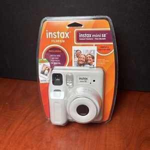 Fujifilm instax Mini SE Instant Camera with Bonus 10 pack Mini Film NEW (0163) - Picture 1 of 3