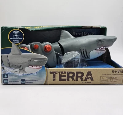 TERRA by Battat Realistic RC Great White Shark New In Box Pool Bath Bathtub Toy - Image 1 of 2