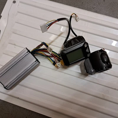 E-Scooter Steuergerät und Controller 24v. - Bild 1 von 4
