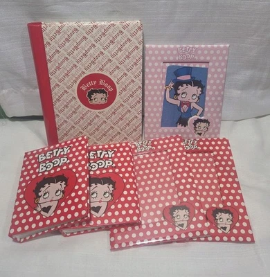 Lote de 6 álbumes de fotos y marcos de fotos Betty Boop coleccionables rojo blanco rosa Foto 1 de 4