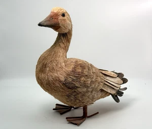 Vintage Sculpture Figurine Straw Thatcher's Model of a Snow Goose Ornament - Picture 1 of 20