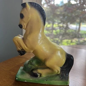 Vintage gelbes Pferd Kreidegeschirr Karnevalspreis - Bild 1 von 4