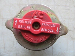 MORRIS MINOR 1000, AUSTIN A40 AC ROTO-SAFE 4 PFUND KÜHLERDECKEL LANGER HALS N.O.S. - Bild 1 von 2