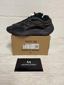 Adidas Yeezy 700 Boost Clay Brown GY0189 10 UK 10.5 US GID bred 700 450 zebra - Picture 1 of 3