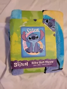 New Lilo & And Stitch Plush Fleece Throw Gift Blanket Disney Cartoon Movie Nwt - Picture 1 of 2