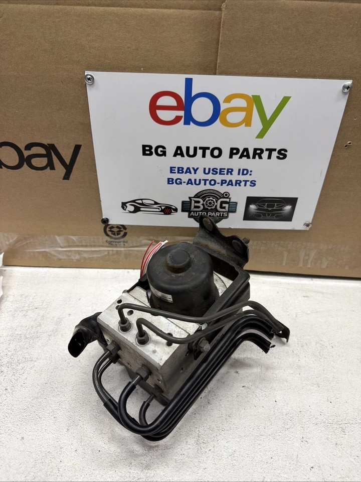 Conjunto de control de bomba de freno antibloqueo ABS LEXUS ES300 1997-2001 OEM 4454033010 Foto 1 de 4