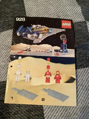 Lego Classic Space 928, komplett mit Bauanleitung (gelocht, 1 Klammer lose) - Bild 1 von 3