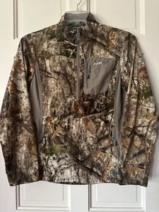 Cabela’s Women’s Outfit Her Zonz Woodland Camouflage 1/2 Zip Pullover Size S - Picture 1 of 6