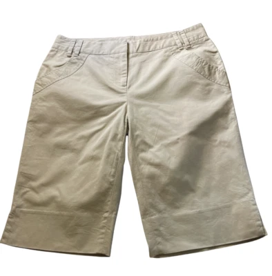 Cutter & Buck Women Bermuda Shorts Khaki 4 preowned - Image 1 of 4