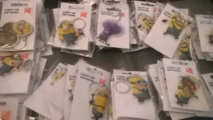 MINION Despicable Me phone bag DS charm light up keyring party bag favour NEW - Picture 1 of 11