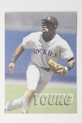 1997 Fleer Eric Young #322 No Foil Error Misprint - Image 1 of 2