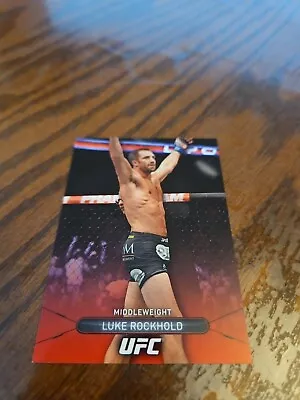 2015 Topps UFC High Impact Online Exclusive Red Parallel Card #6/8 Luke Rockhold - Image 1 of 4
